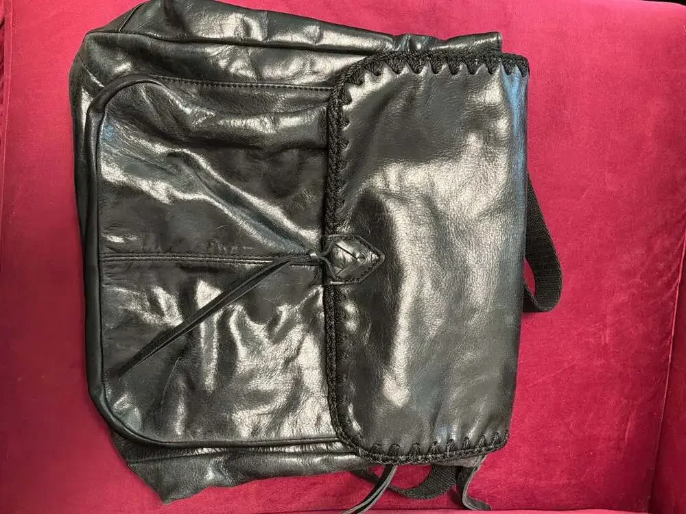 The Sak Ventura Backpack Black/Gray Distressed Vintage Finish Leather Medium